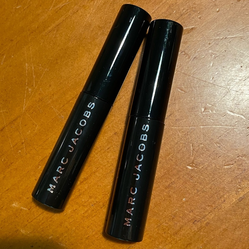 2 Marc Jacobs Velvet Noir Major Volume Mascaras